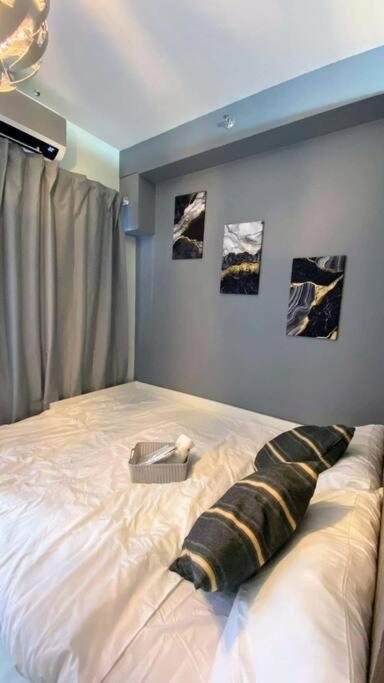 Fully Equipped 1Br Condo At Shore2 Near To Moa Manila Bagian luar foto
